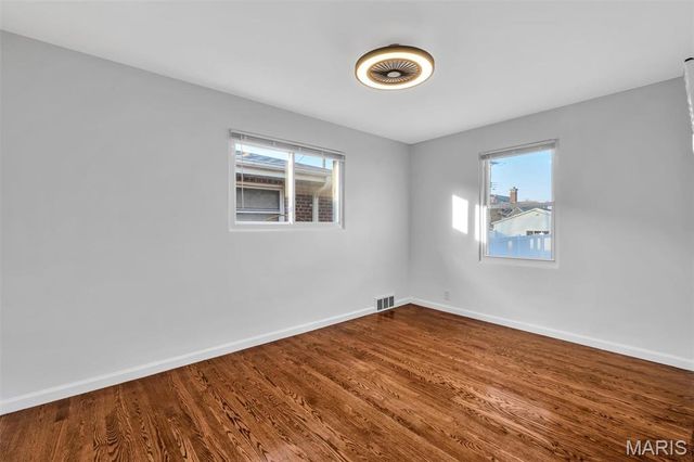 4239 Eichelberger Street, St Louis, MO 63116