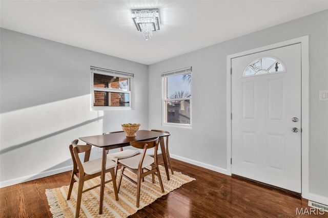 4239 Eichelberger Street, St Louis, MO 63116