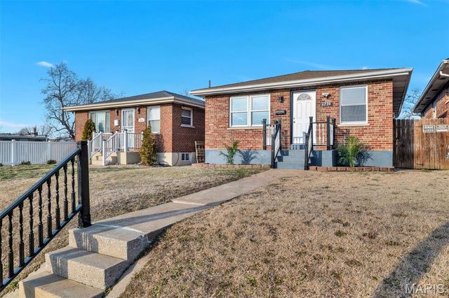 4239 Eichelberger Street, St Louis, MO 63116