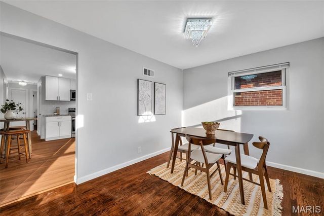 4239 Eichelberger Street, St Louis, MO 63116