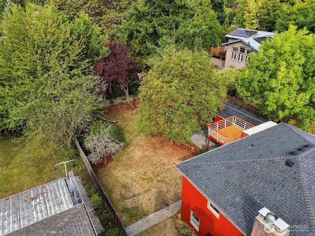 13045 Corliss Avenue N, Seattle, WA 98133