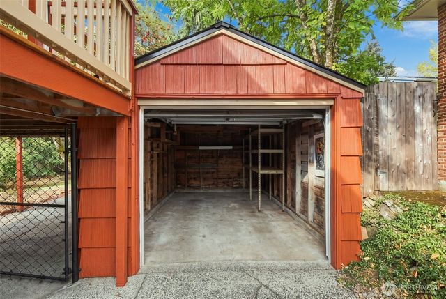 13045 Corliss Avenue N, Seattle, WA 98133