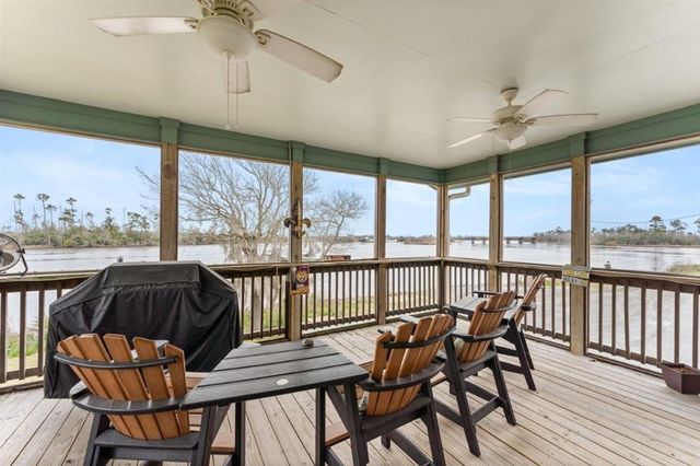 36 River Road, Lake Charles, LA 70601