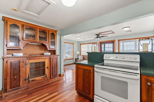 36 River Road, Lake Charles, LA 70601