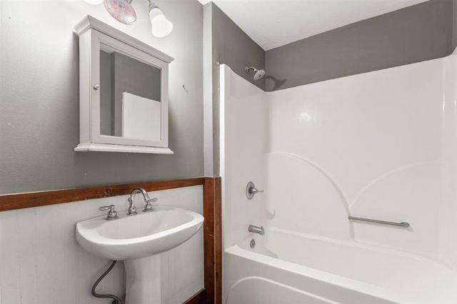 36 River Road, Lake Charles, LA 70601