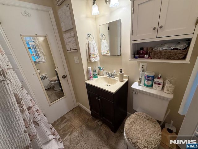 334 4th Avenue, Hawthorne, NJ 07506