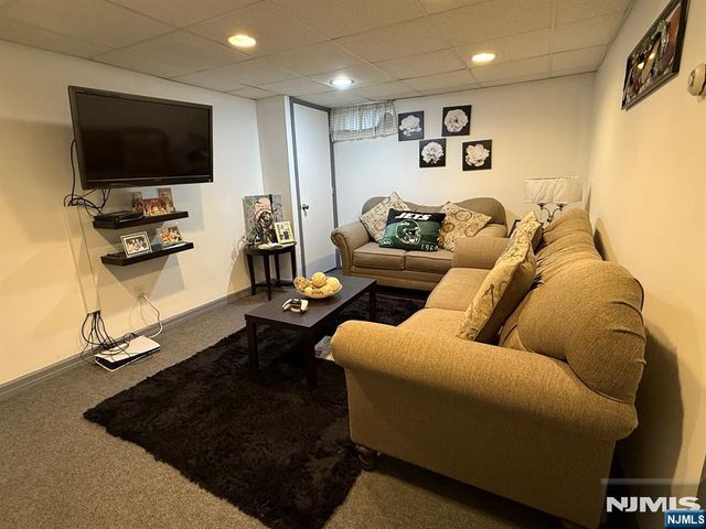 334 4th Avenue, Hawthorne, NJ 07506