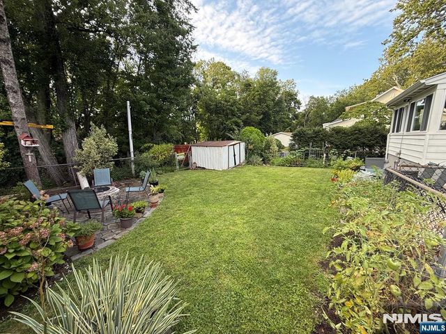 334 4th Avenue, Hawthorne, NJ 07506