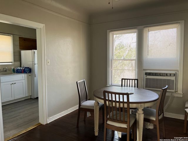 309 E Lullwood Ave, San Antonio, TX 78212