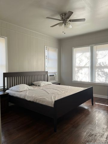 309 E Lullwood Ave, San Antonio, TX 78212