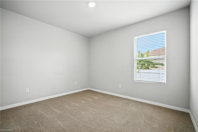 2465 NW 9th ST, Cape Coral, FL 33993