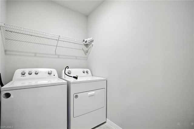 2465 NW 9th ST, Cape Coral, FL 33993