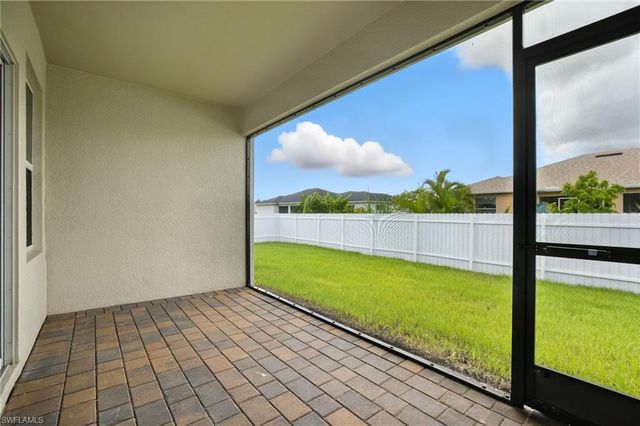 2465 NW 9th ST, Cape Coral, FL 33993