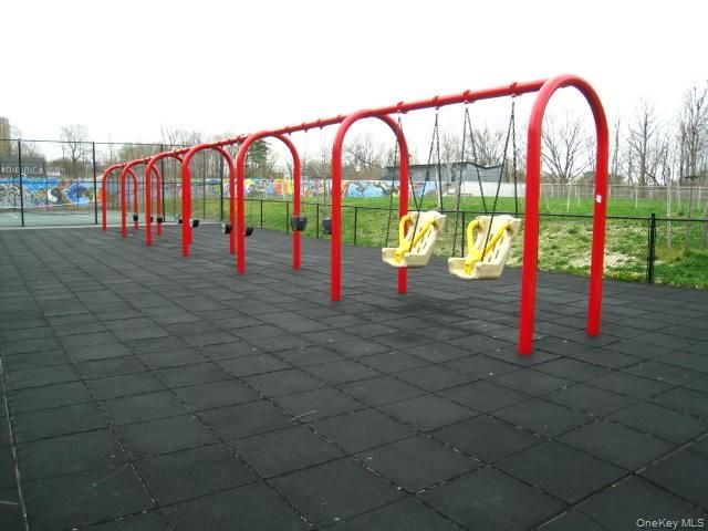 19 Abeel Street 2E, Yonkers, NY 10705