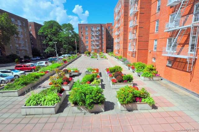 19 Abeel Street 2E, Yonkers, NY 10705