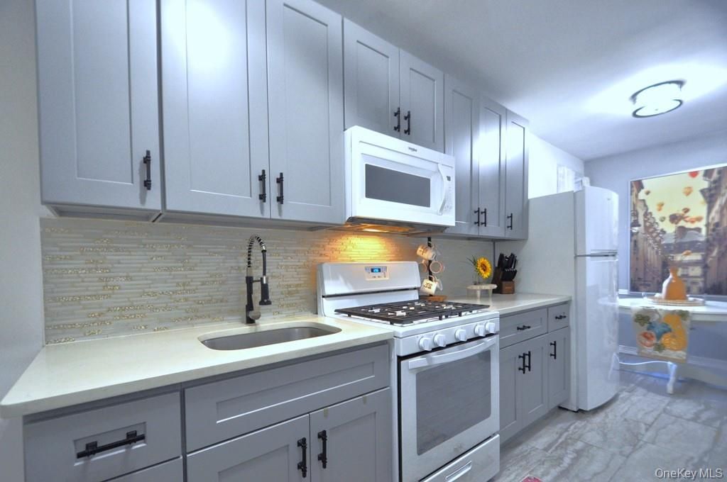 19 Abeel Street 2E, Yonkers, NY 10705