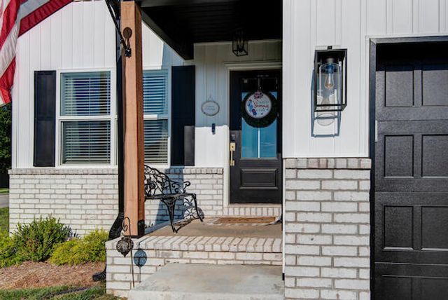 797 Hoffman Hills Boulevard, Willard, MO 65781