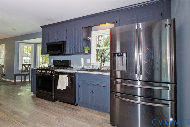 8600 Sunset Knoll Rd, North Chesterfield, VA 23237