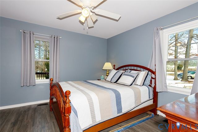 8600 Sunset Knoll Rd, North Chesterfield, VA 23237