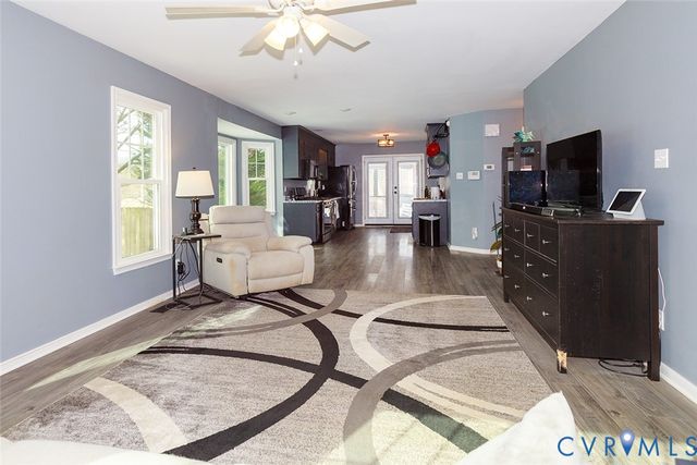 8600 Sunset Knoll Rd, North Chesterfield, VA 23237