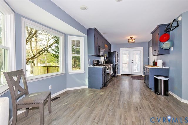 8600 Sunset Knoll Rd, North Chesterfield, VA 23237