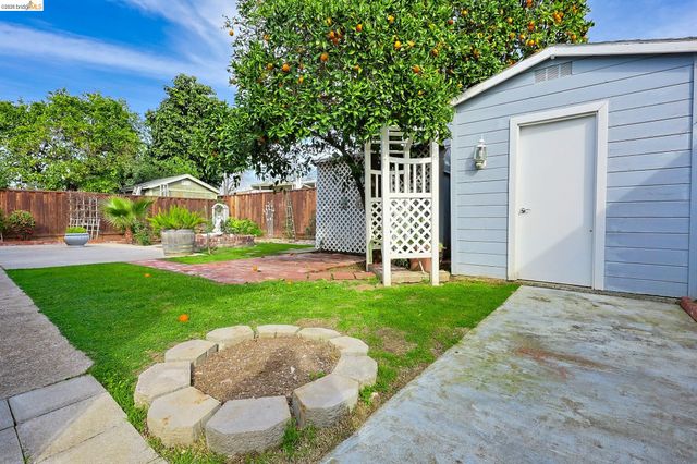 715 Lincoln Ave, Brentwood, CA 94513