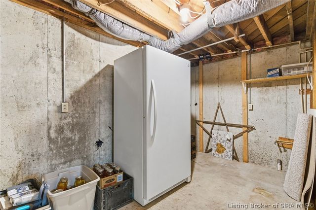 8900 Turkey Farm Road NW, New Salisbury, IN 47161