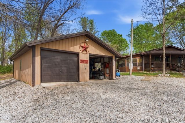 8900 Turkey Farm Road NW, New Salisbury, IN 47161