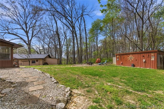 8900 Turkey Farm Road NW, New Salisbury, IN 47161