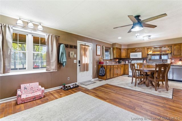 8900 Turkey Farm Road NW, New Salisbury, IN 47161