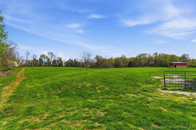 8900 Turkey Farm Road NW, New Salisbury, IN 47161