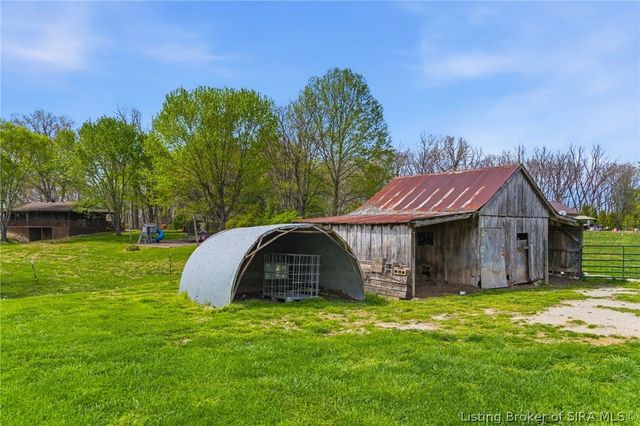 8900 Turkey Farm Road NW, New Salisbury, IN 47161