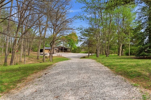 8900 Turkey Farm Road NW, New Salisbury, IN 47161