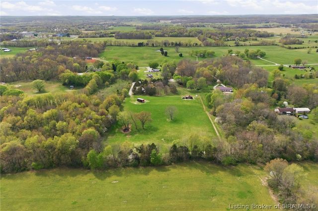 8900 Turkey Farm Road NW, New Salisbury, IN 47161