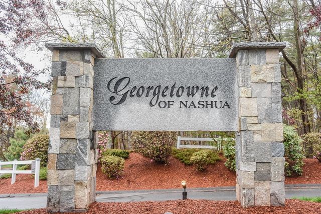 14 Georgetowne Drive, Nashua, NH 03062