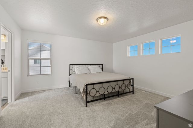 2927 W COASTLINE DR, Syracuse, UT 84075