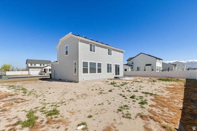 2927 W COASTLINE DR, Syracuse, UT 84075