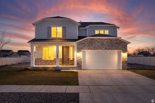 2927 W COASTLINE DR, Syracuse, UT 84075