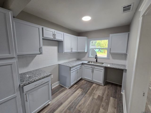 4927 Jean St, Baton Rouge, LA 70805
