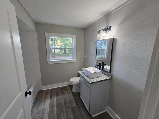 4927 Jean St, Baton Rouge, LA 70805