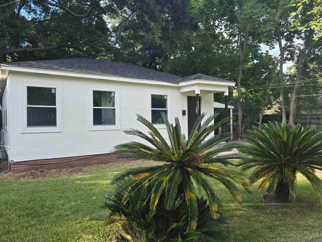4927 Jean St, Baton Rouge, LA 70805