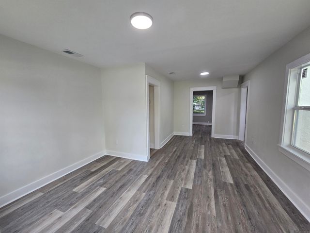 4927 Jean St, Baton Rouge, LA 70805