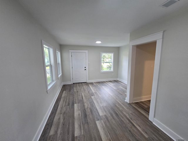 4927 Jean St, Baton Rouge, LA 70805