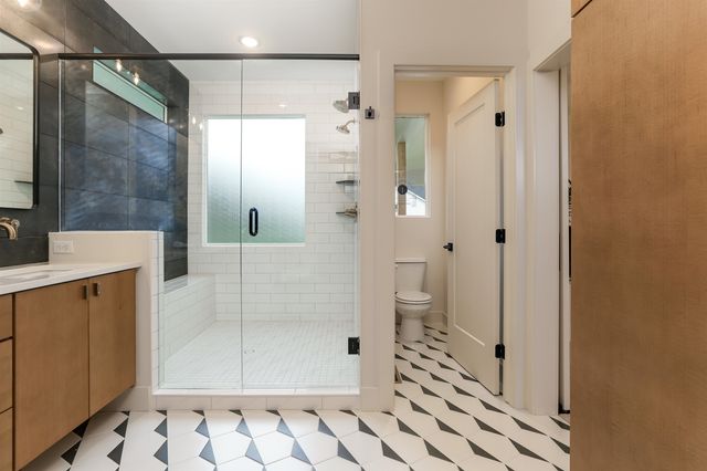 252 S Ciderbluff Cir, Wichita, KS 67052