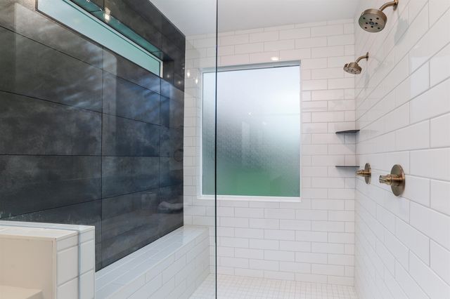 252 S Ciderbluff Cir, Wichita, KS 67052