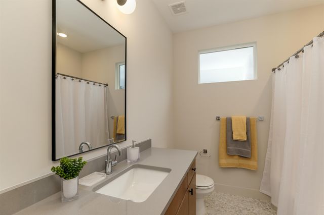 252 S Ciderbluff Cir, Wichita, KS 67052