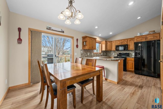 4605 S Kristen Cir Circle, Sioux Falls, SD 57106