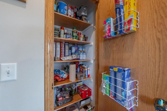 4605 S Kristen Cir Circle, Sioux Falls, SD 57106