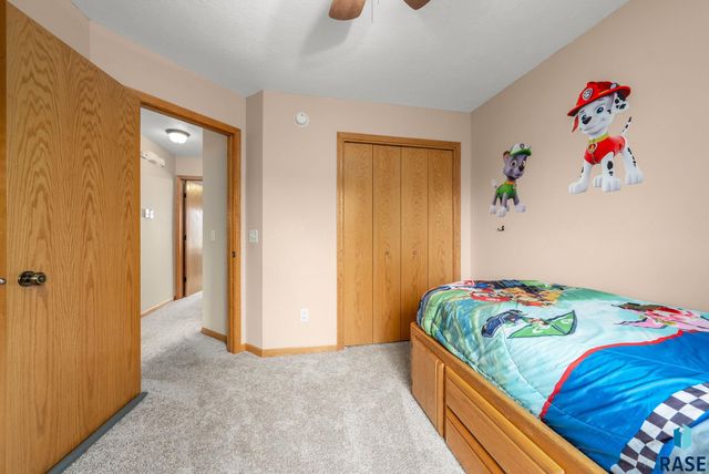 4605 S Kristen Cir Circle, Sioux Falls, SD 57106