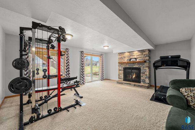 4605 S Kristen Cir Circle, Sioux Falls, SD 57106